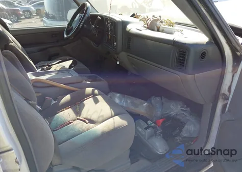 2003 Chevrolet Tahoe Ls z USA, uszkodzony, nr VIN 1GNEC13V33R300360